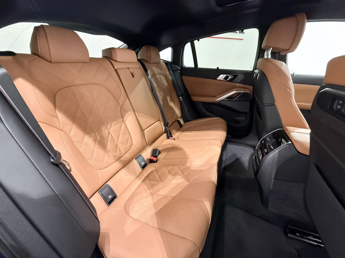 2025 BMW X6 xDrive30d, M Sport angeboten von einem Supersportwagenhändler in Zibido San Giacomo, Italien, Foto 22 von 23
