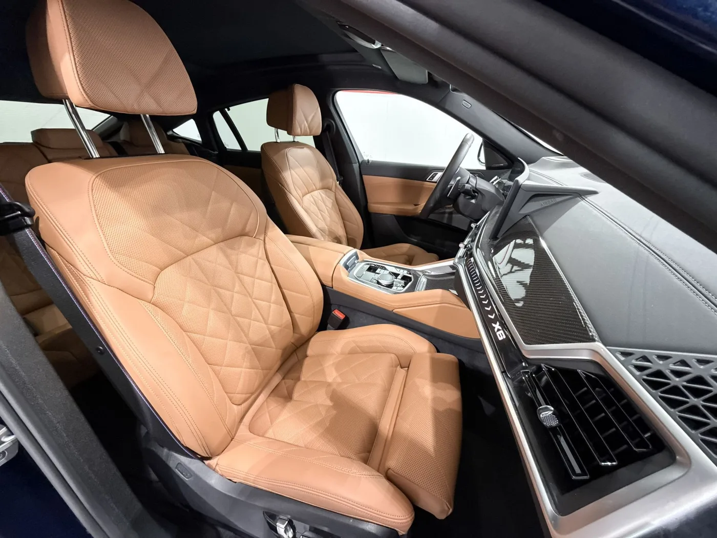 2025 BMW X6 xDrive30d, M Sport angeboten von einem Supersportwagenhändler in Zibido San Giacomo, Italien, Foto 23 von 23