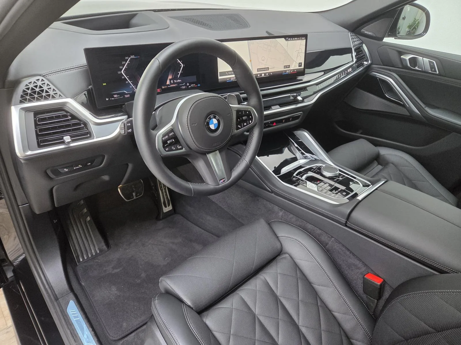 2025 BMW X6 xDrive40d M Sport Pro, 8/30