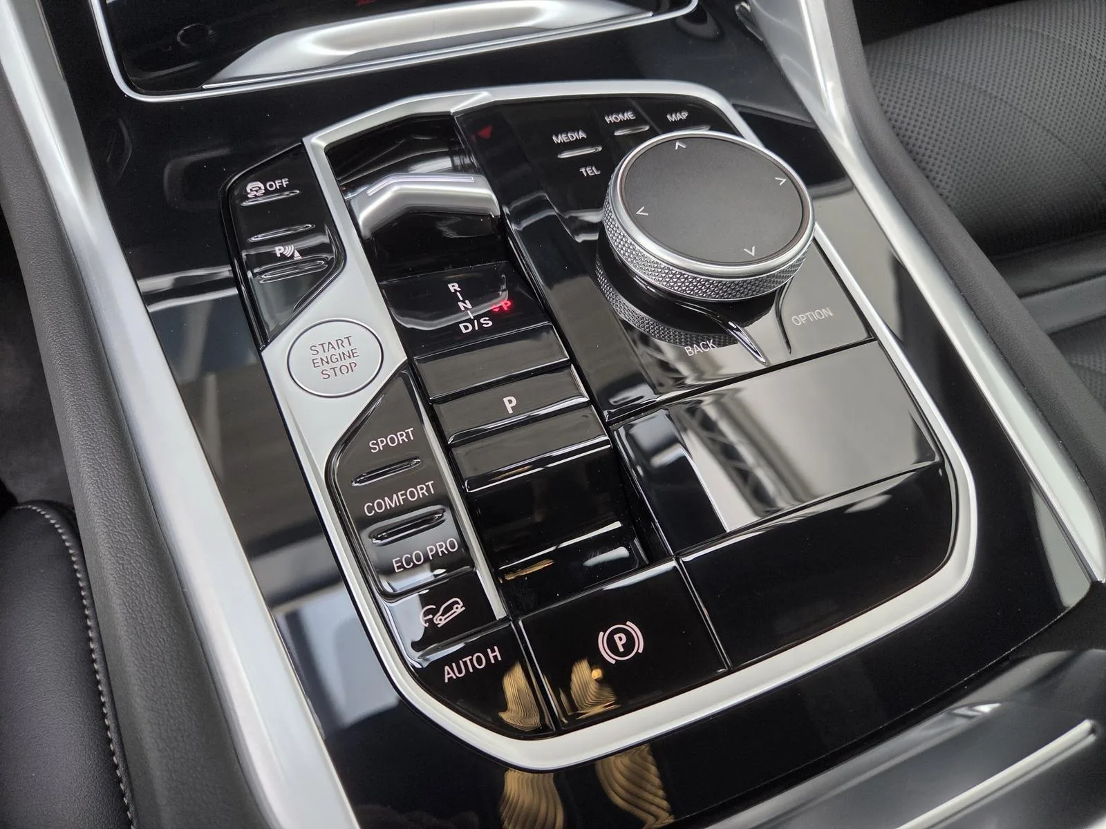 2025 BMW X6 xDrive40d M Sport Pro, 11/30