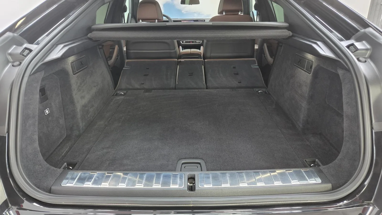 2025 BMW X6 xDrive40d M Sport Pro, 21/30
