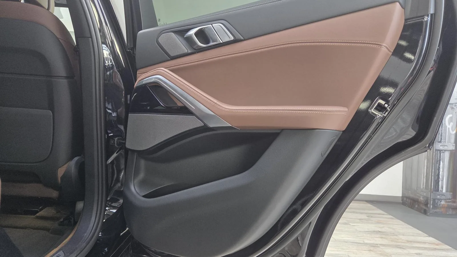 2025 BMW X6 xDrive40d M Sport Pro, 28/30