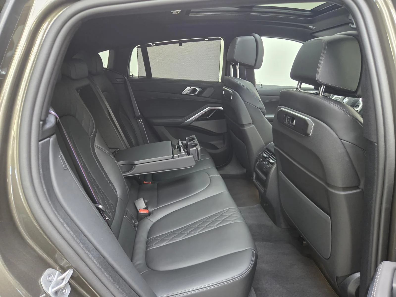 2025 BMW X6 xDrive40d M Sport Pro, 23/30