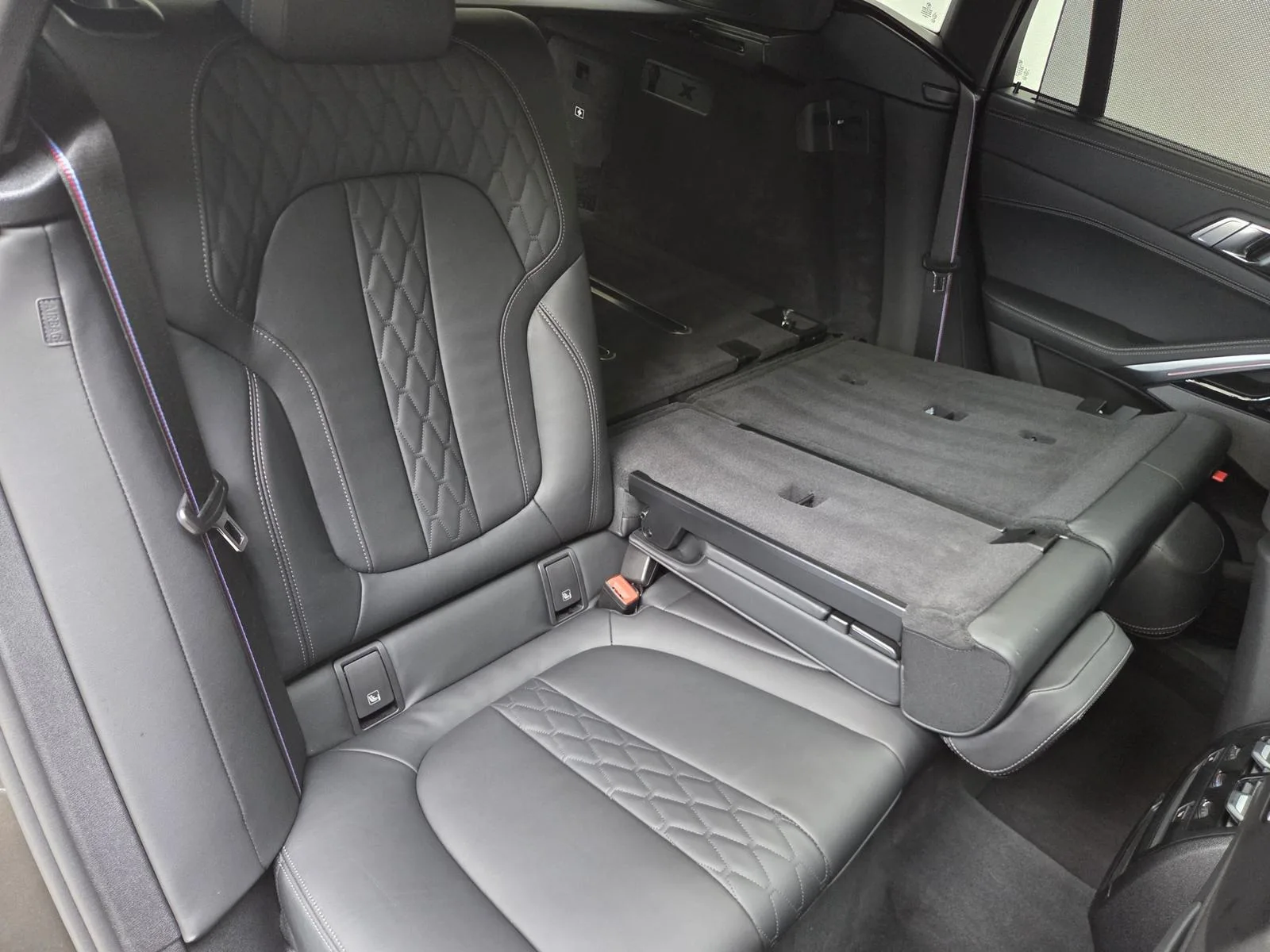 2025 BMW X6 xDrive40d M Sport Pro, 25/30