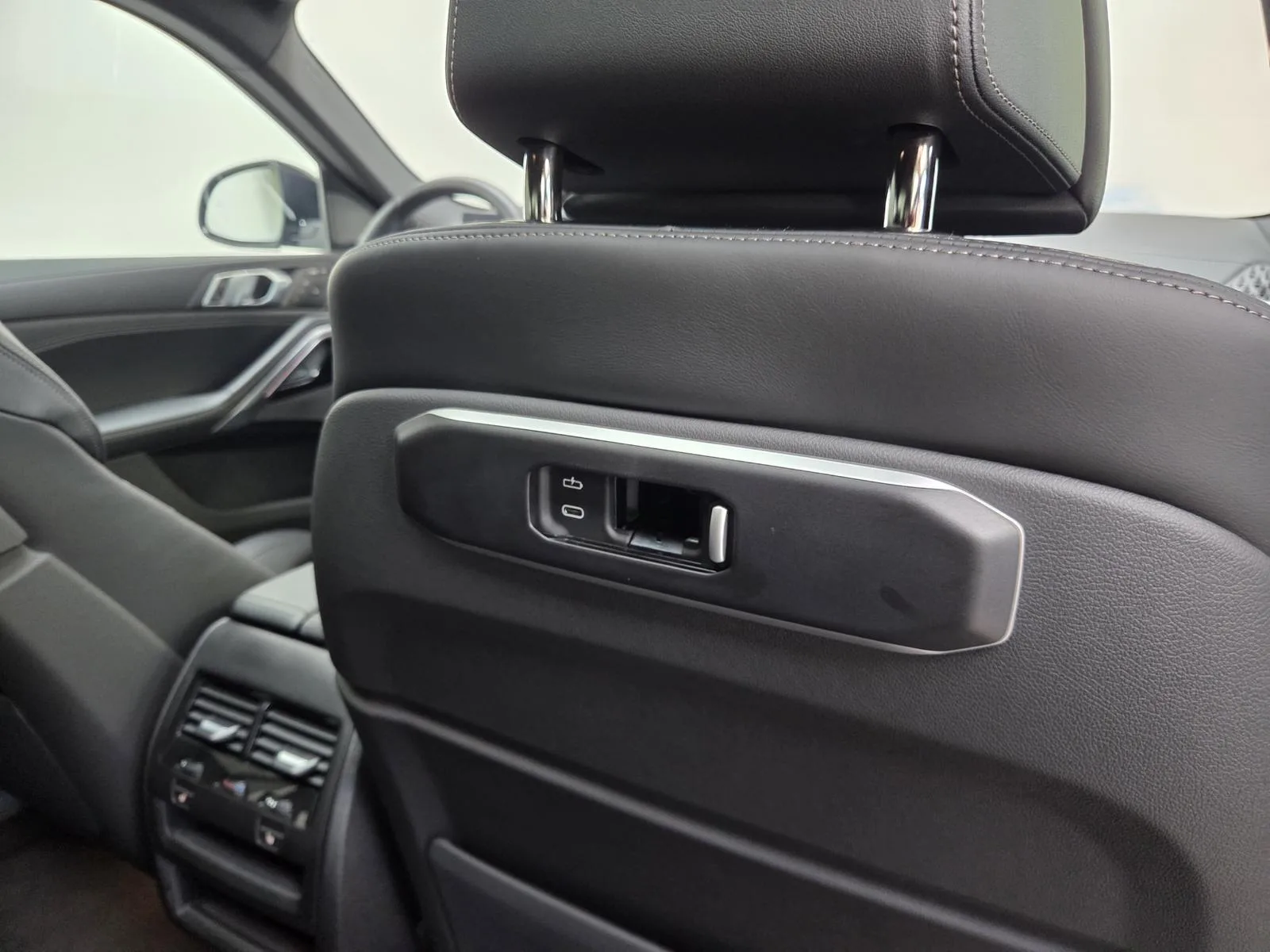 2025 BMW X6 xDrive40d M Sport Pro, 29/30