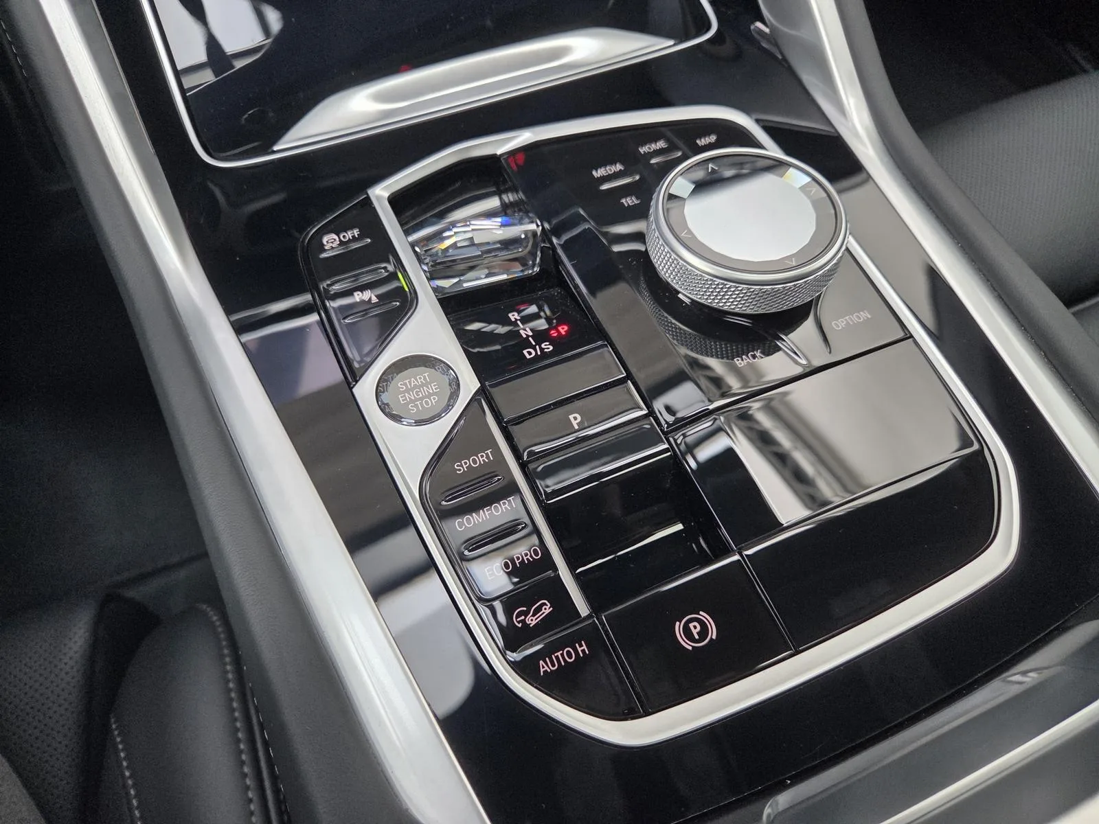 2025 BMW X6 xDrive40d M Sport Pro, 11/30