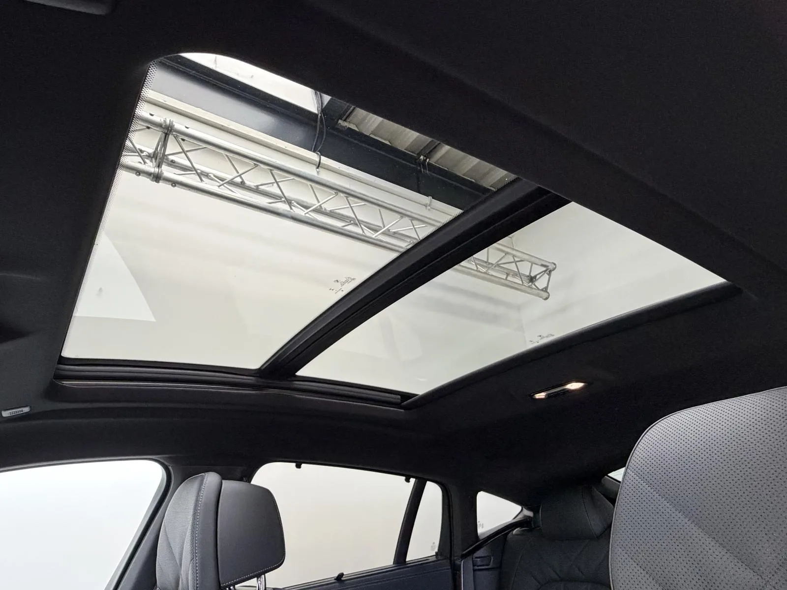 2025 BMW X6 xDrive40d M Sport Pro, 12/30
