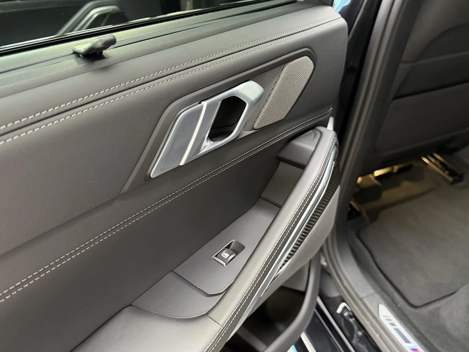 2025 BMW X6 xDrive40d M Sport Pro, 19/30