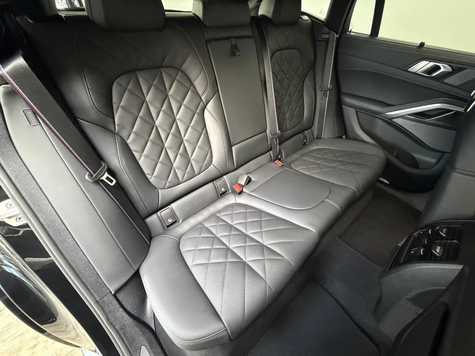 2025 BMW X6 xDrive40d M Sport Pro, 27/30