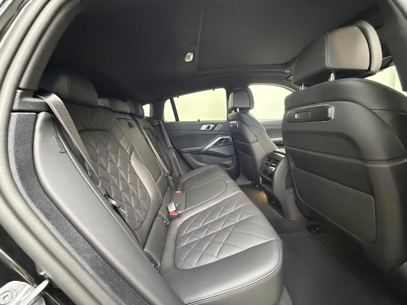 2025 BMW X6 xDrive40d M Sport Pro, 29/30