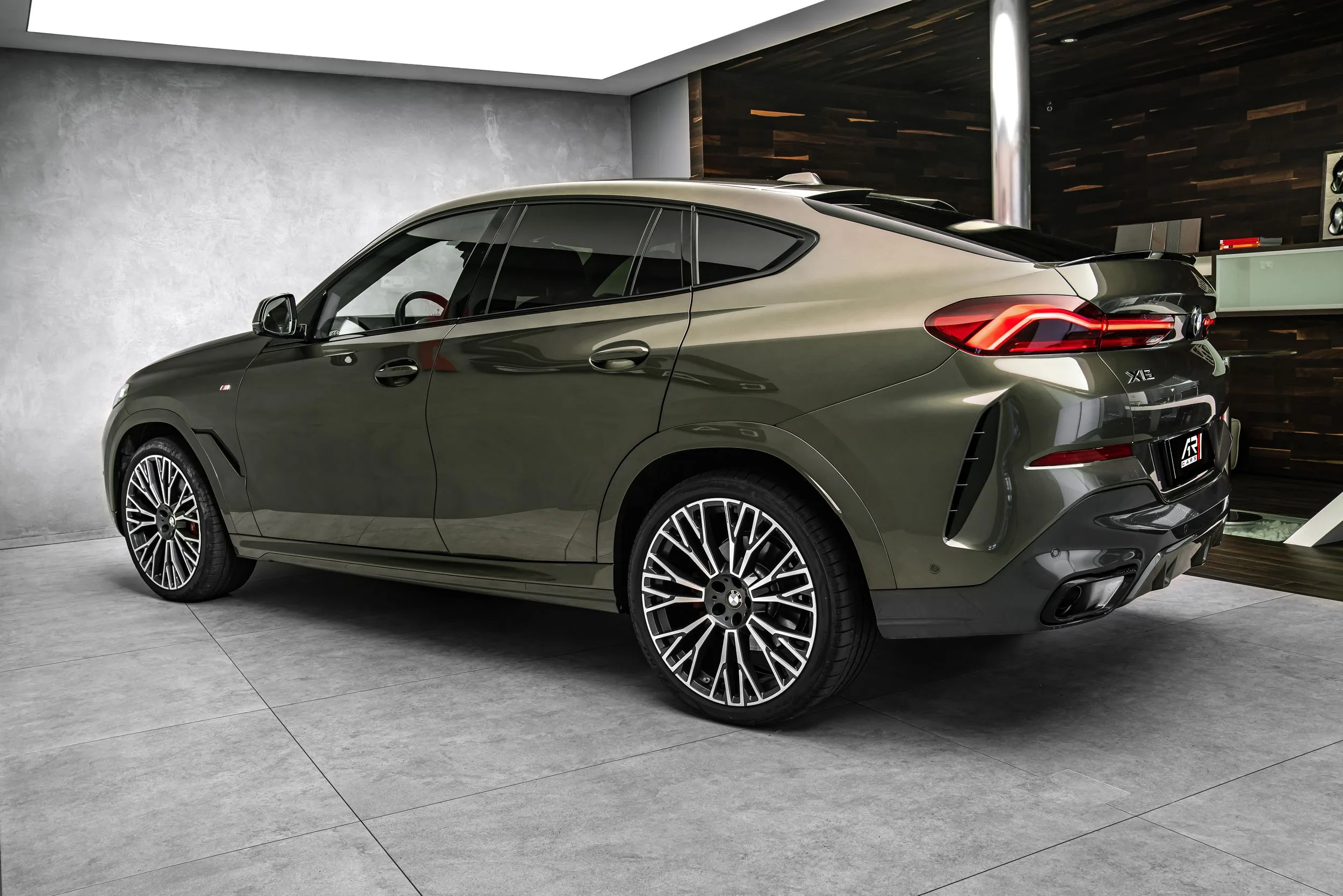 2025 BMW X6 xDrive40d M Sport, 7/28