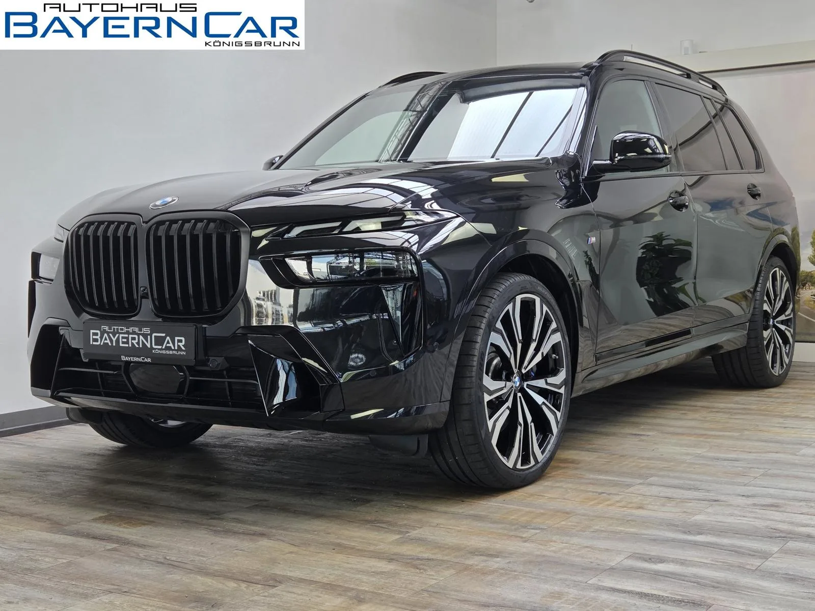 2025 BMW X7 40d M Sport Pro angeboten von einem Fachhändler in Königsbrunn, Deutschland, Hauptfoto
