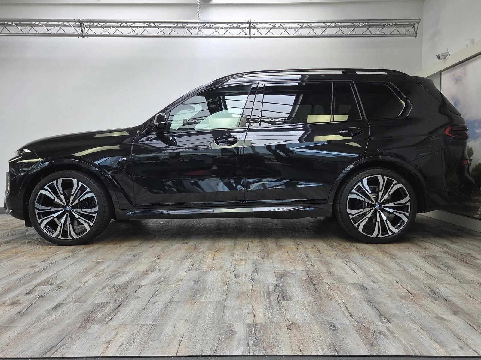 2025 BMW X7 40d M Sport Pro, 3/30