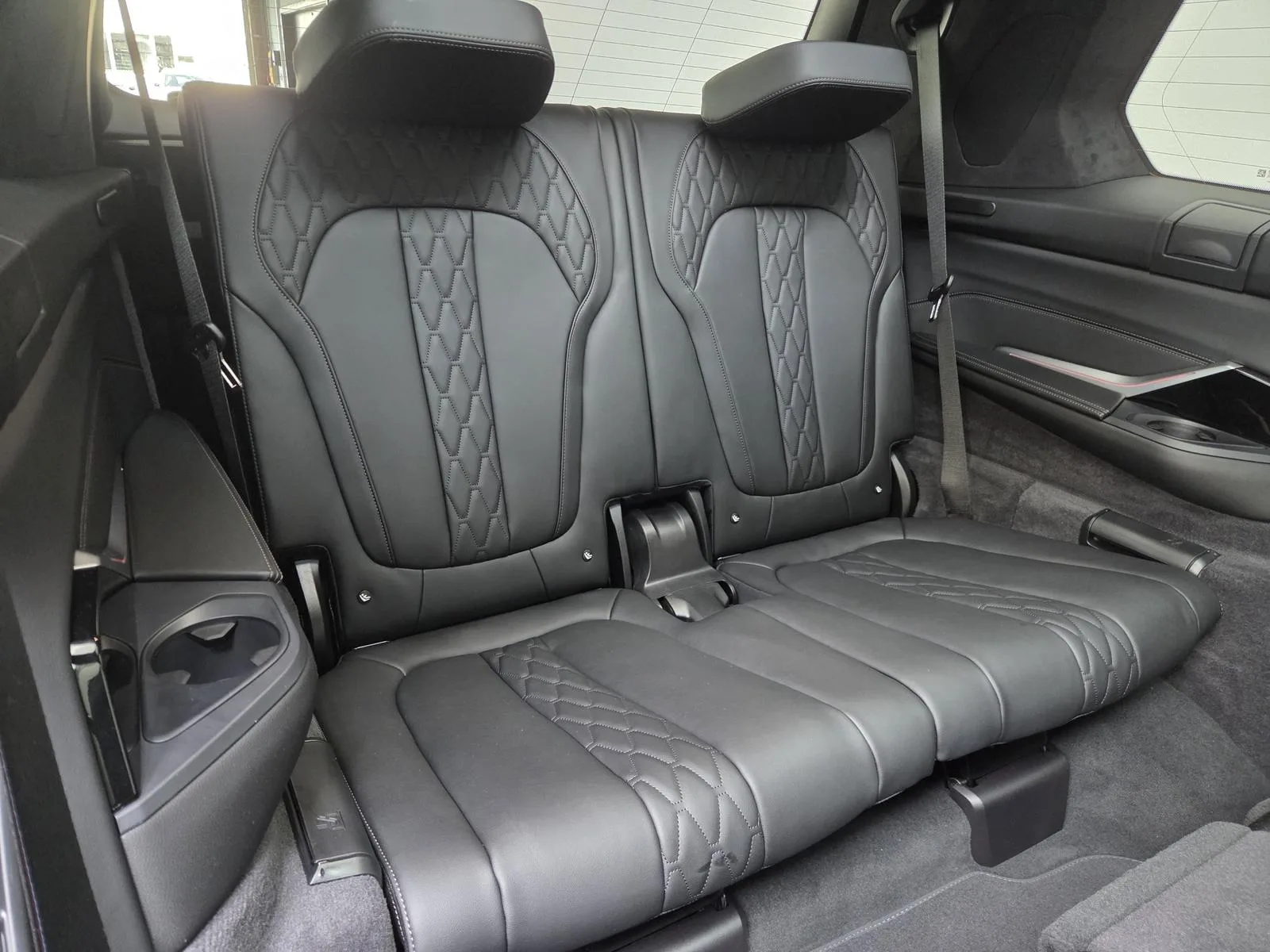 2025 BMW X7 40d M Sport Pro, 26/30