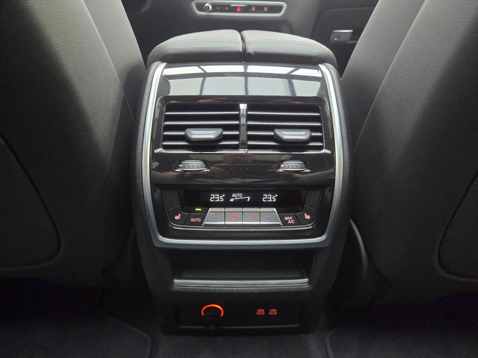 2025 BMW X7 40d M Sport Pro, 30/30