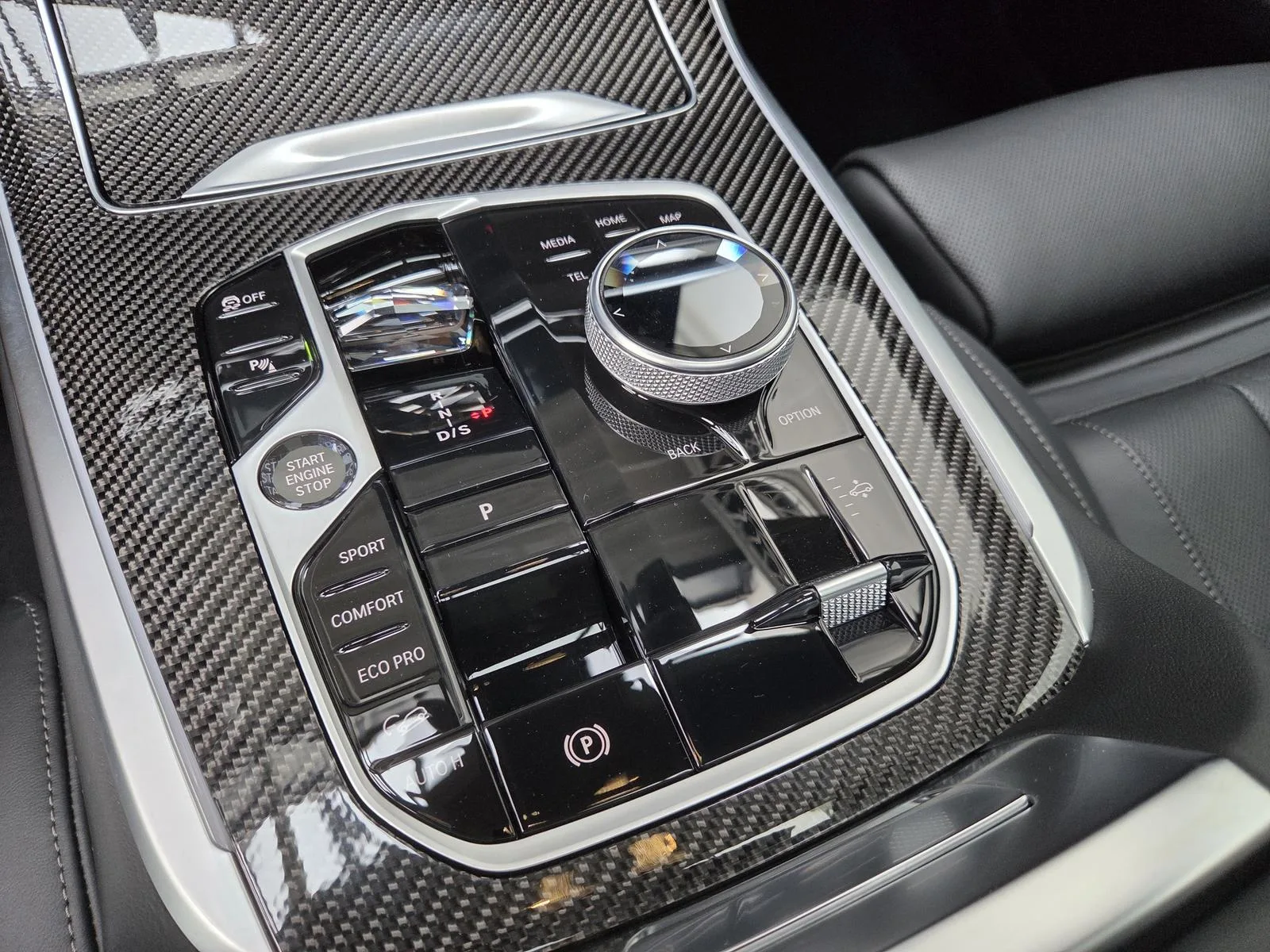 2025 BMW X7 40d M Sport Pro, 11/30