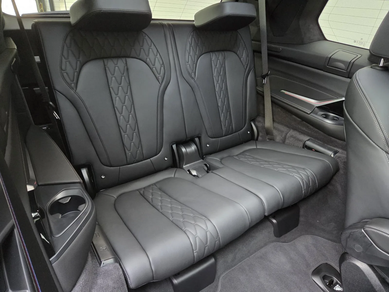 2025 BMW X7 40d M Sport Pro, 26/30