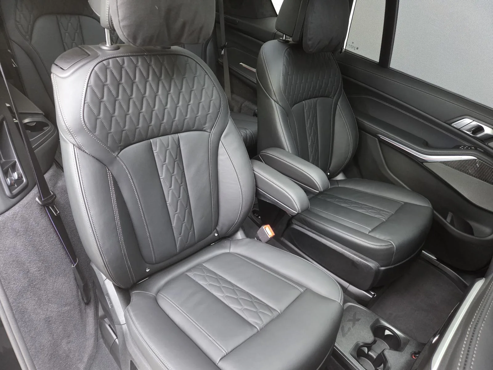 2025 BMW X7 40d M Sport Pro, 30/30