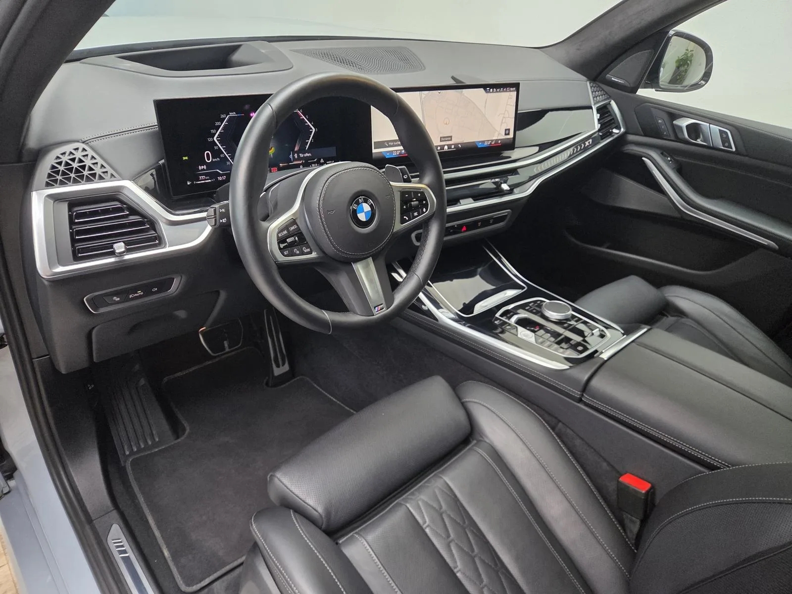 2025 BMW X7 40d M Sport Pro, 8/30
