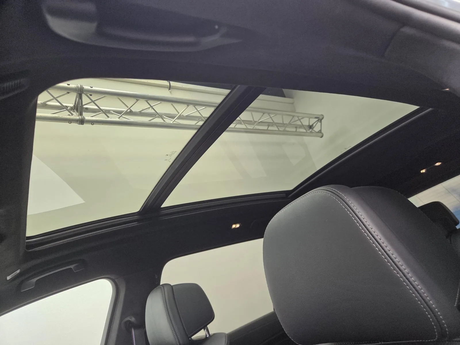 2025 BMW X7 40d M Sport Pro, 16/30