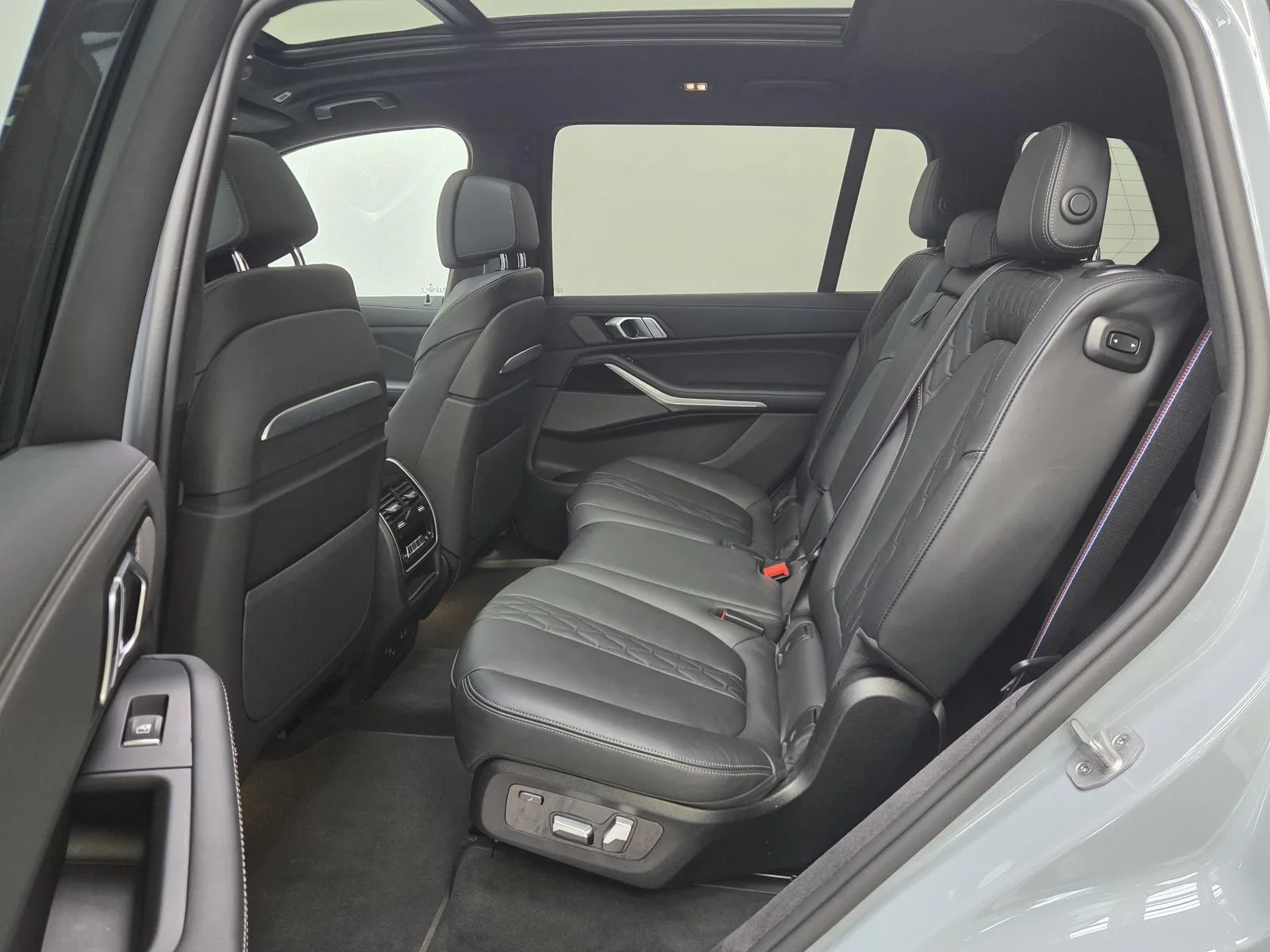 2025 BMW X7 40d M Sport Pro, 19/30