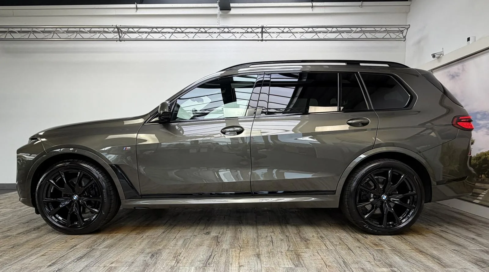 2025 BMW X7 40d M Sport Pro, 3/30