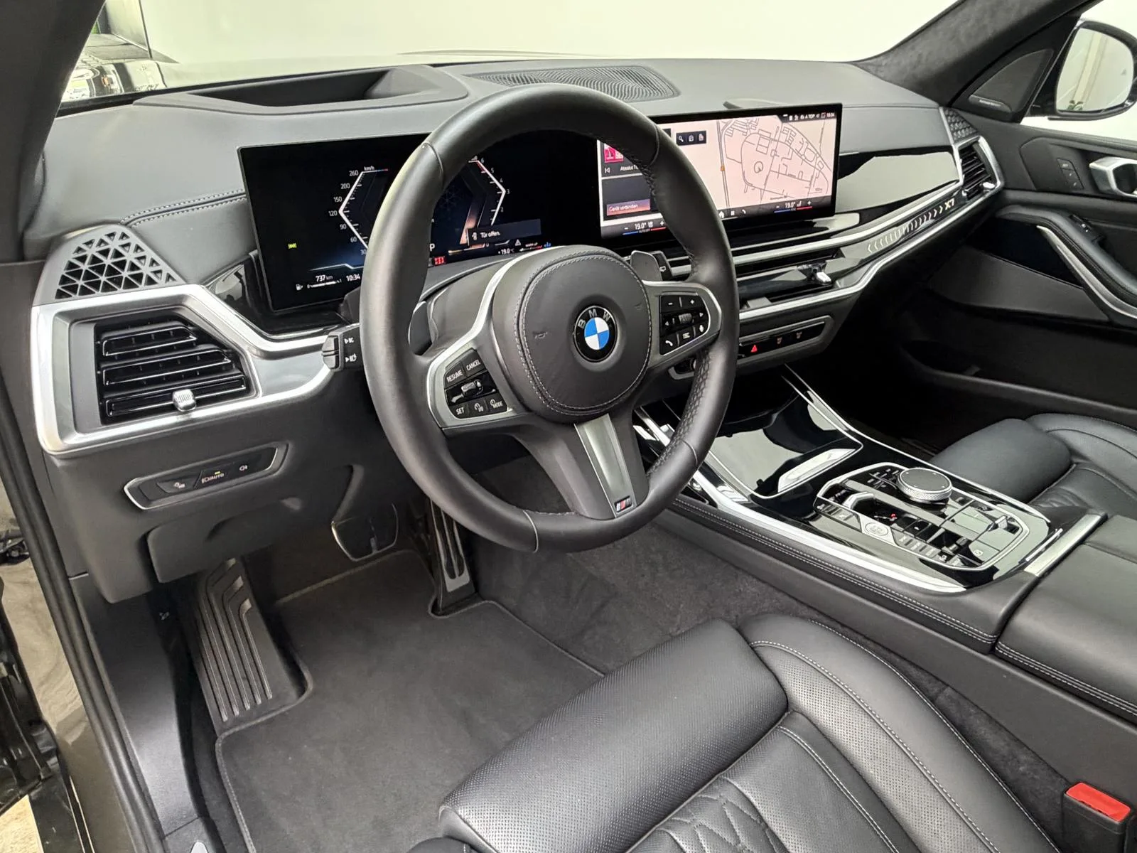 2025 BMW X7 40d M Sport Pro, 7/30