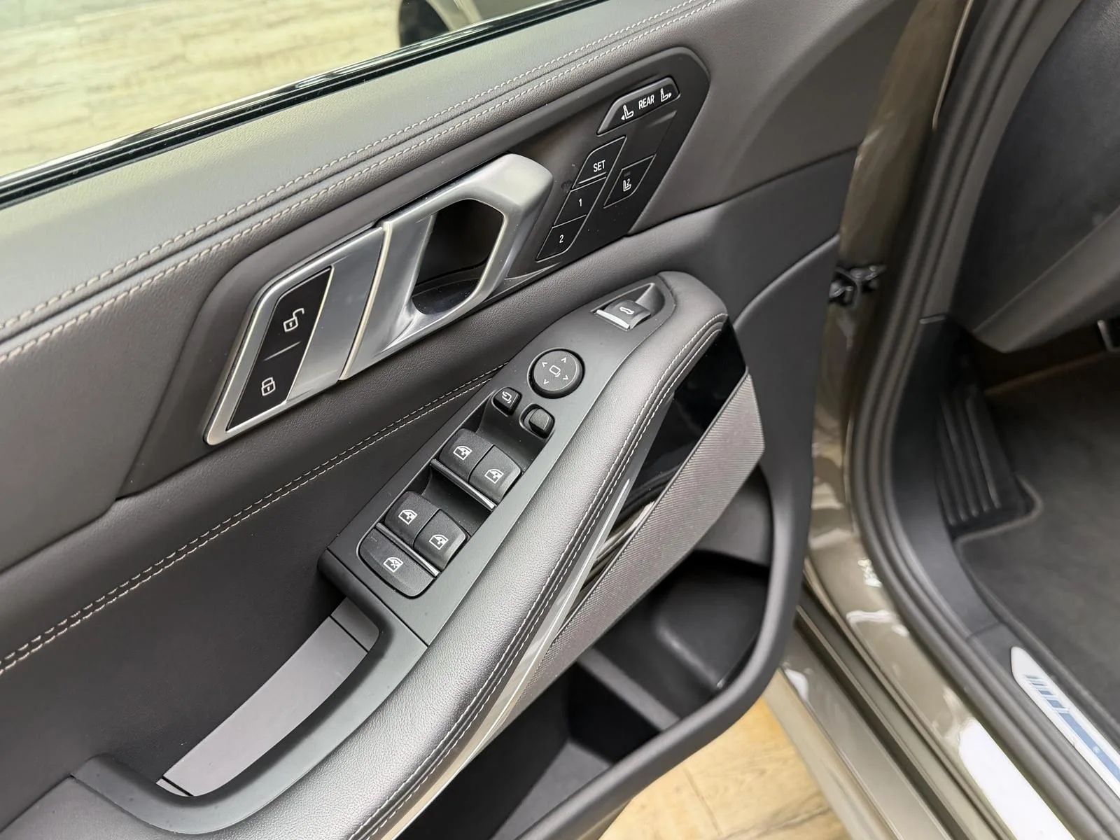2025 BMW X7 40d M Sport Pro, 15/30
