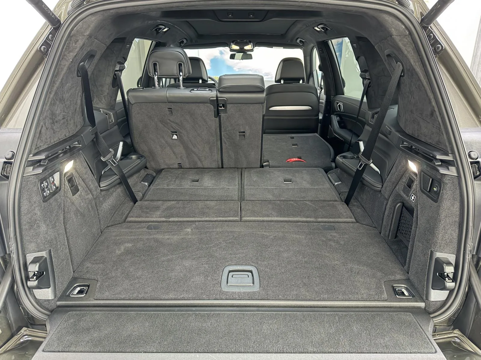 2025 BMW X7 40d M Sport Pro, 25/30