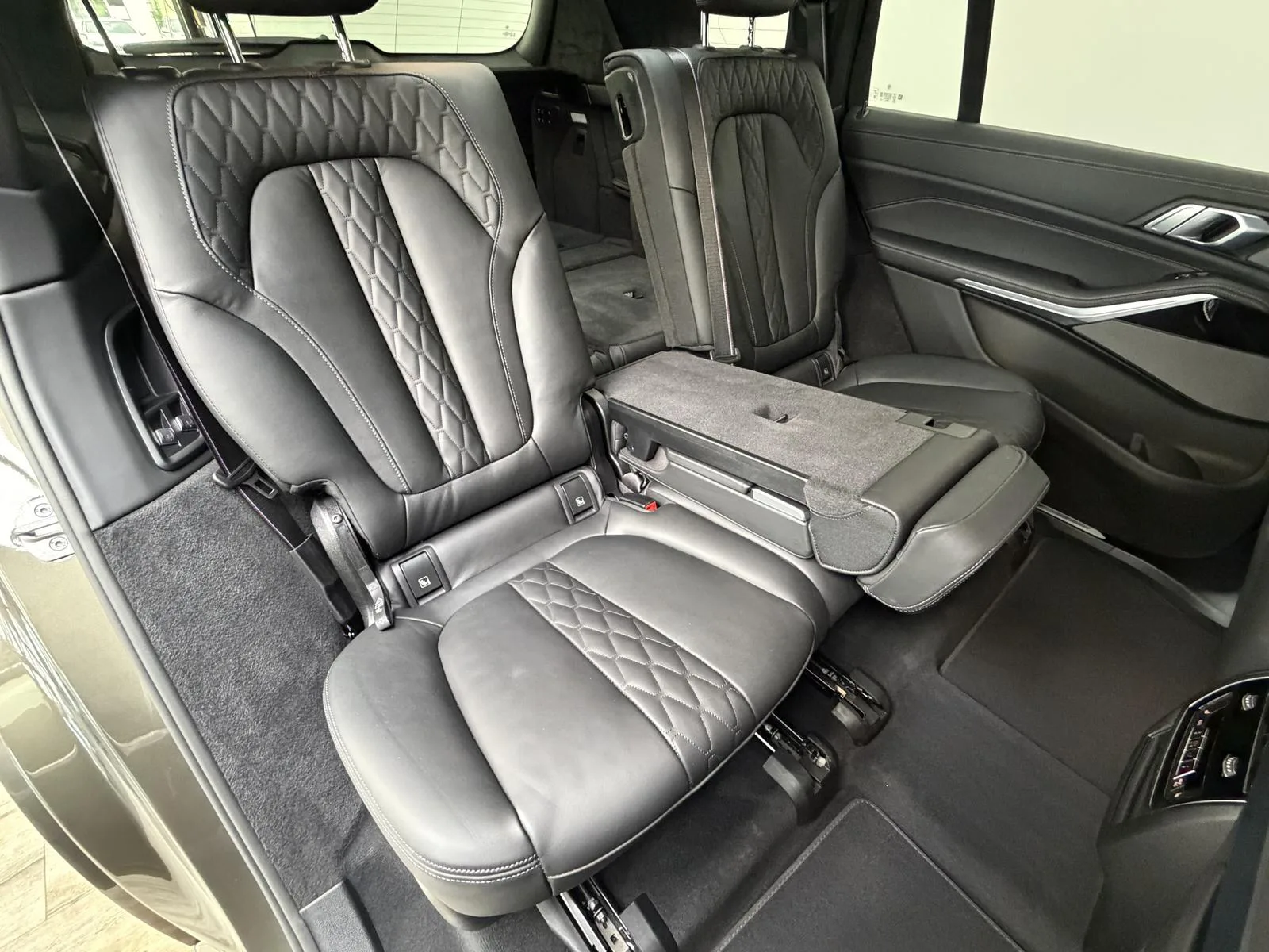 2025 BMW X7 40d M Sport Pro, 30/30