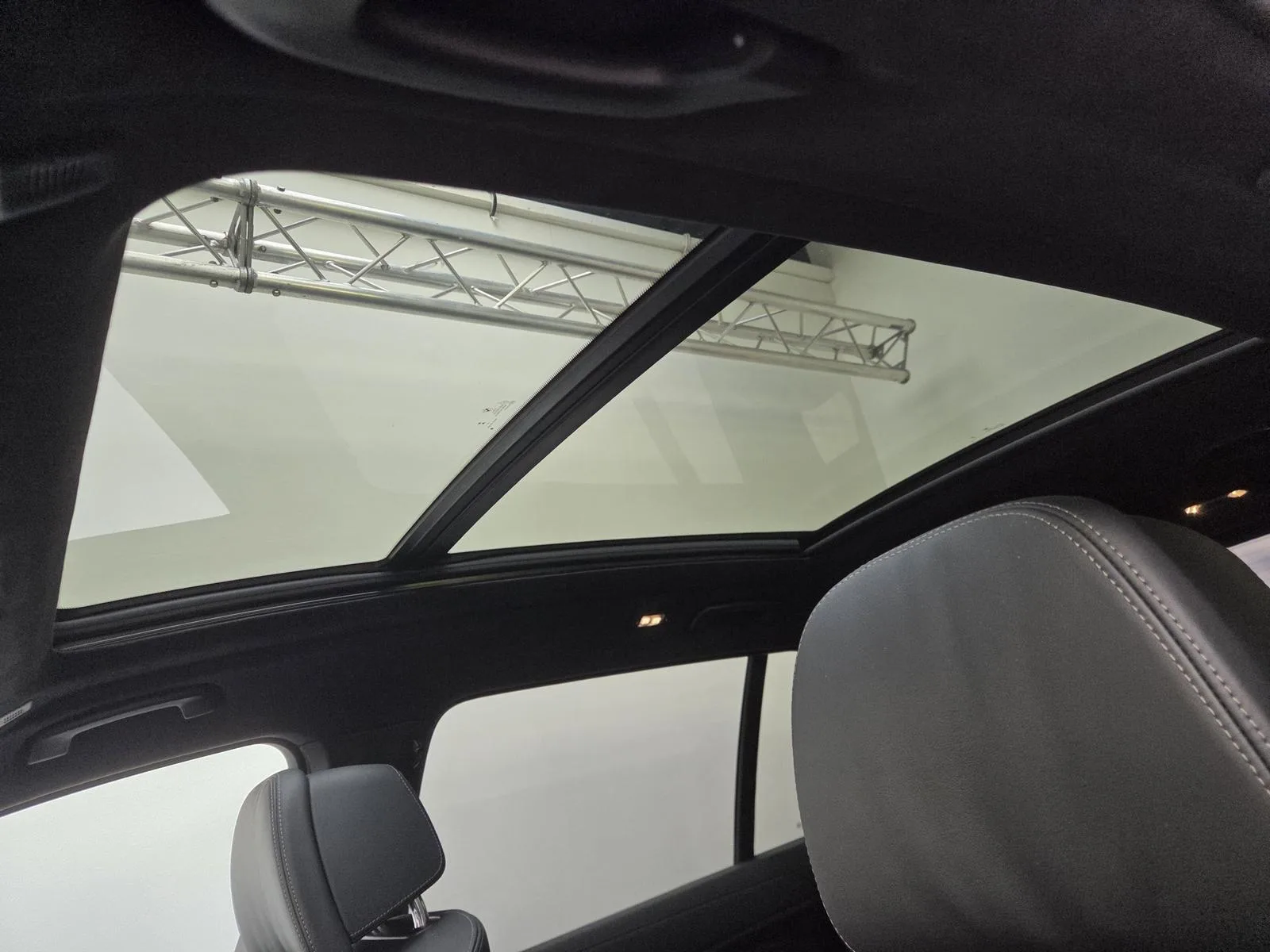 2025 BMW X7 40d M Sport Pro, 16/30
