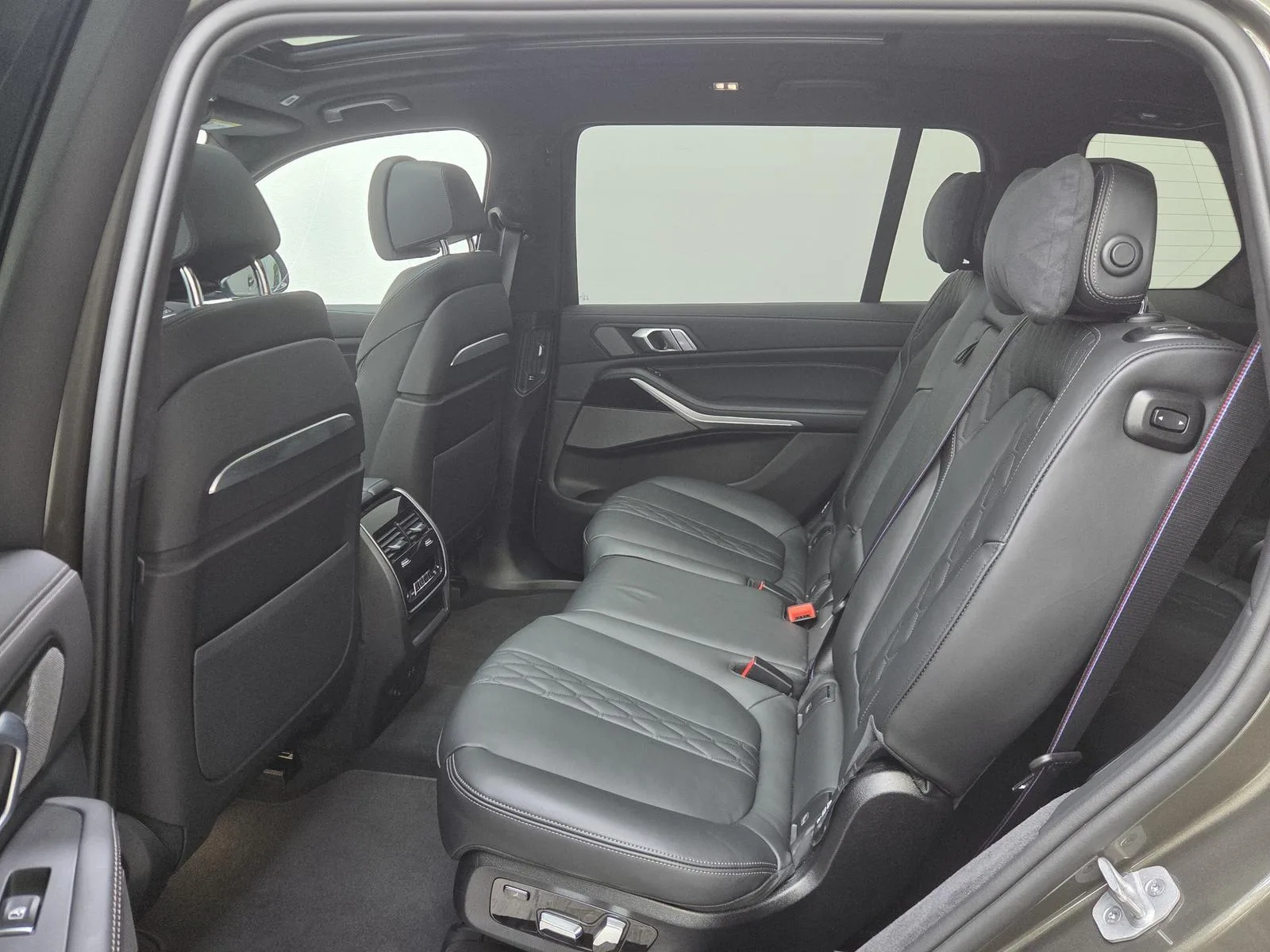 2025 BMW X7 40d M Sport Pro, 19/30