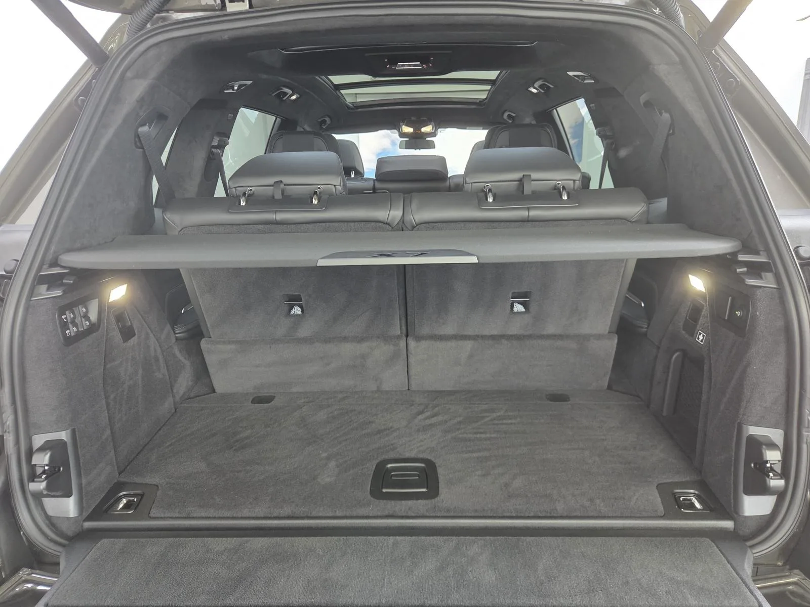 2025 BMW X7 40d M Sport Pro, 23/30