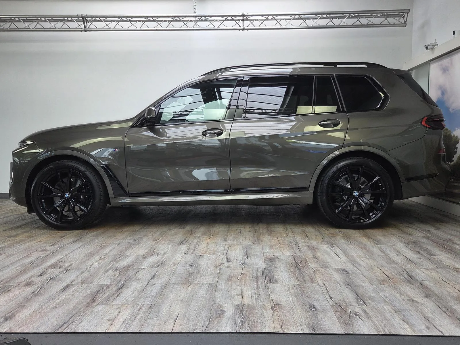 2025 BMW X7 40d M Sport Pro, 3/30