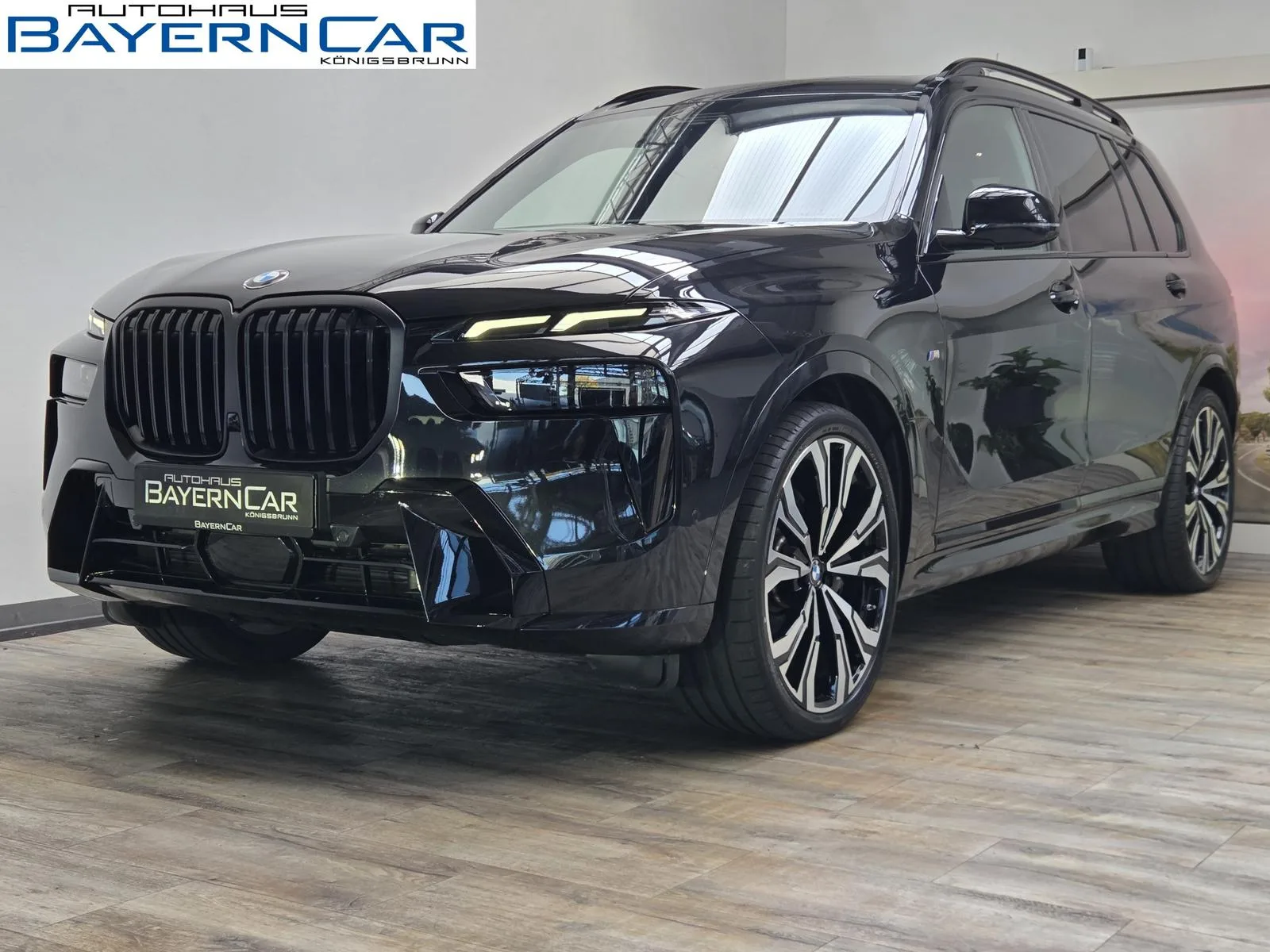 2025 BMW X7 40d M Sport Pro angeboten von einem Fachhändler in Königsbrunn, Deutschland, Hauptfoto