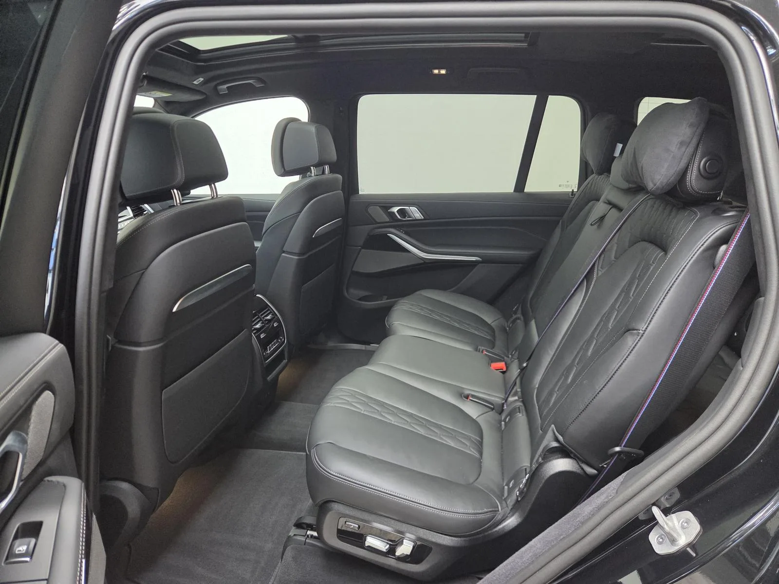 2025 BMW X7 40d M Sport Pro, 19/30