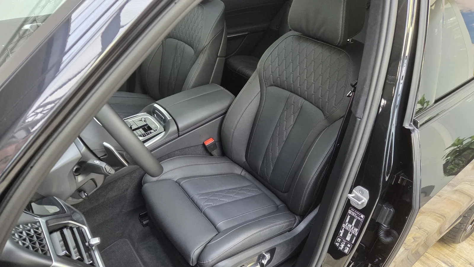 2025 BMW X7 40d M Sport Pro, 15/30