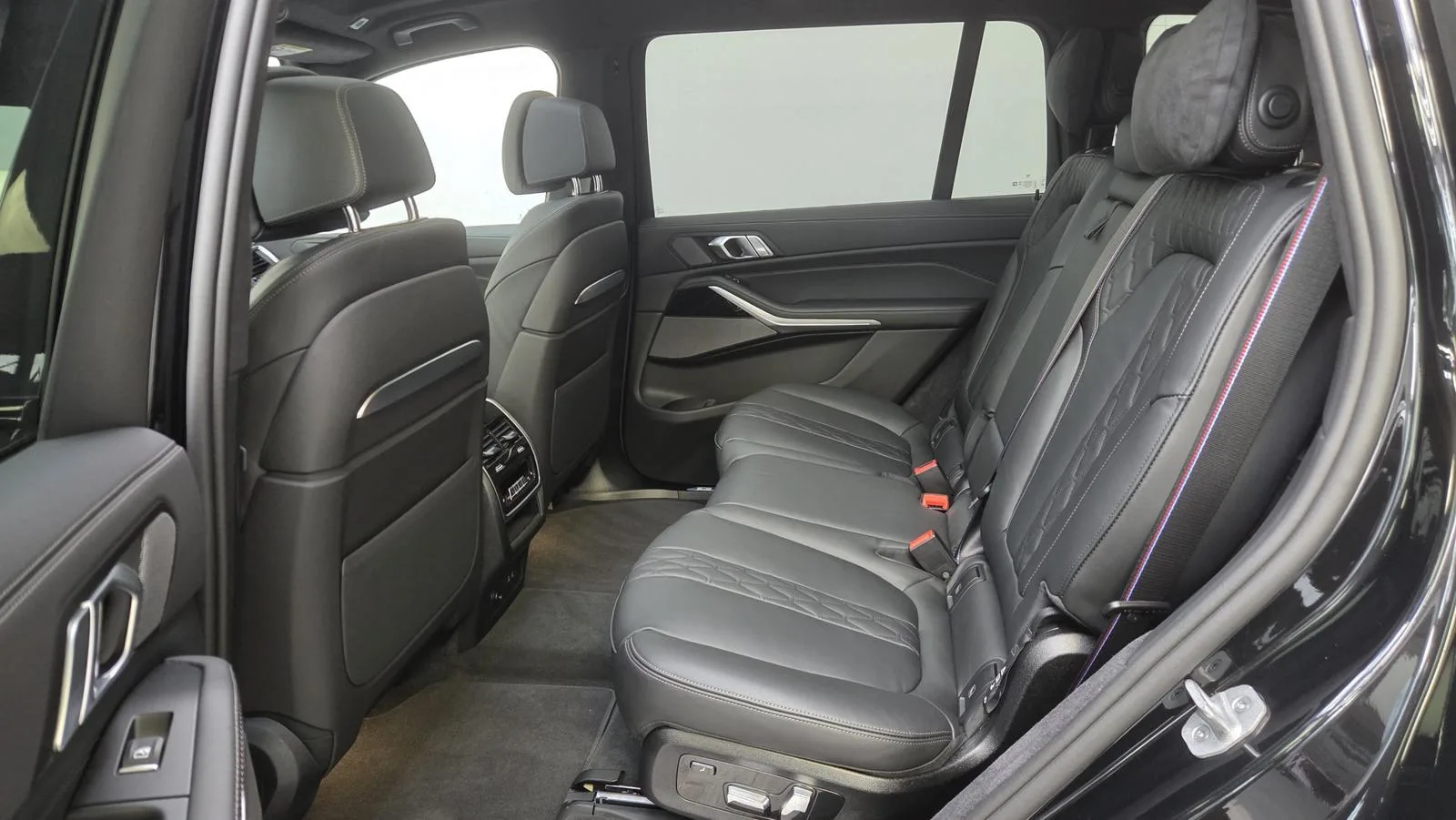 2025 BMW X7 40d M Sport Pro, 19/30