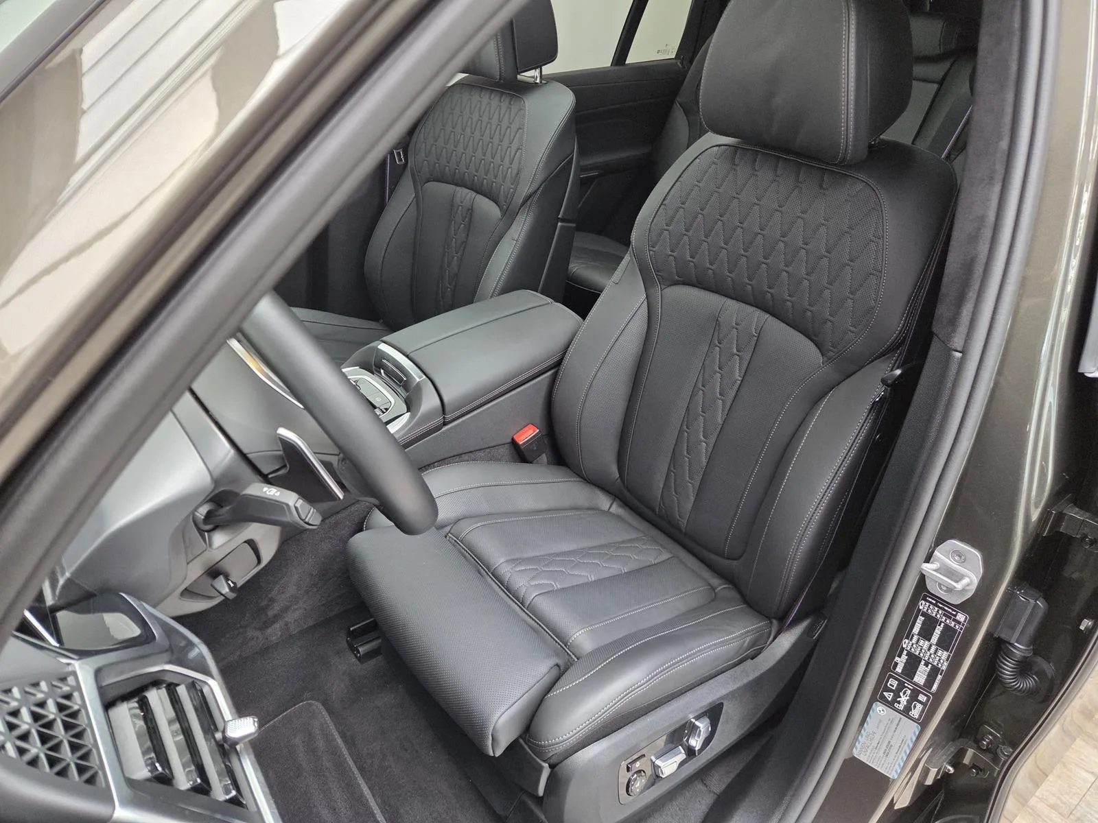 2025 BMW X7 40d M Sport Pro, 15/30