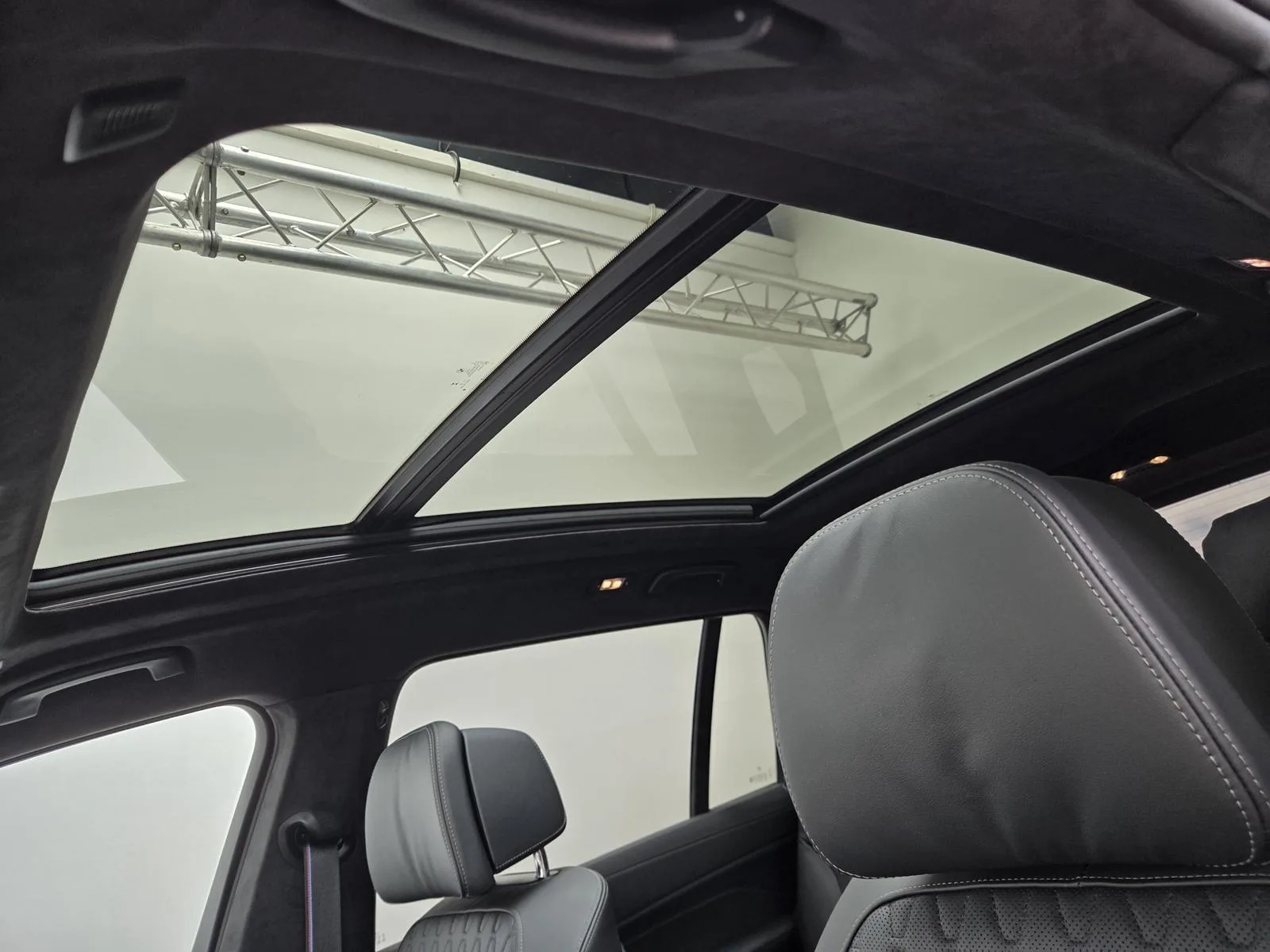 2025 BMW X7 40d M Sport Pro, 16/30