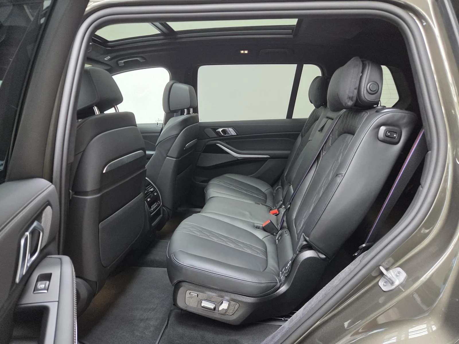 2025 BMW X7 40d M Sport Pro, 19/30