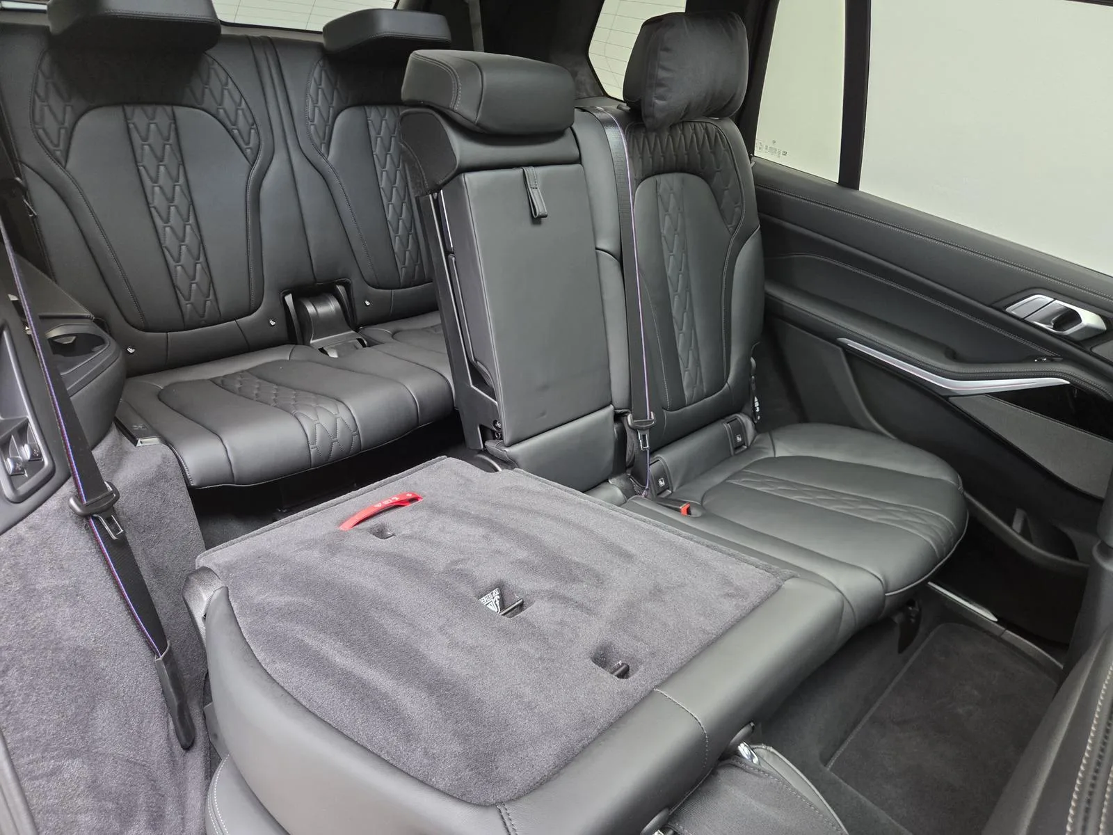 2025 BMW X7 40d M Sport Pro, 30/30