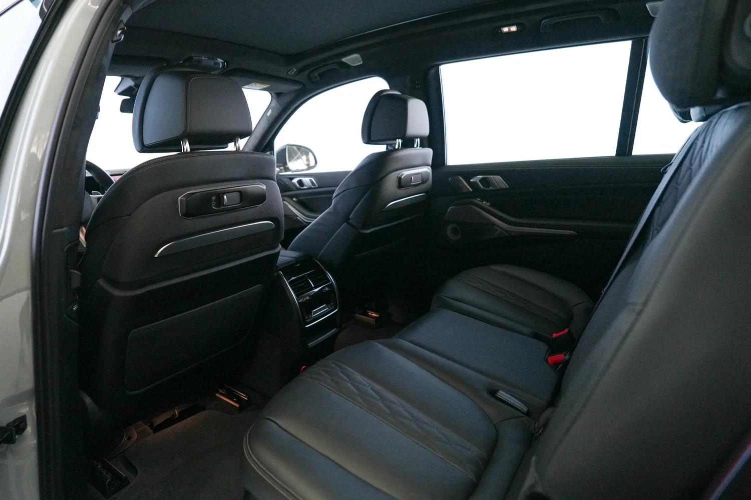 2025 BMW X7 xDrive40i, 9/19
