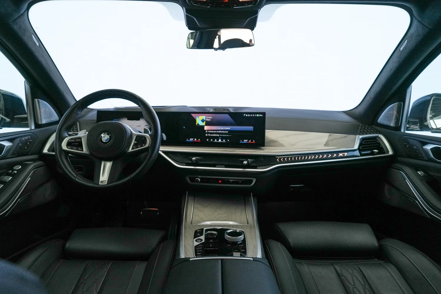 2025 BMW X7 xDrive40i, 10/19