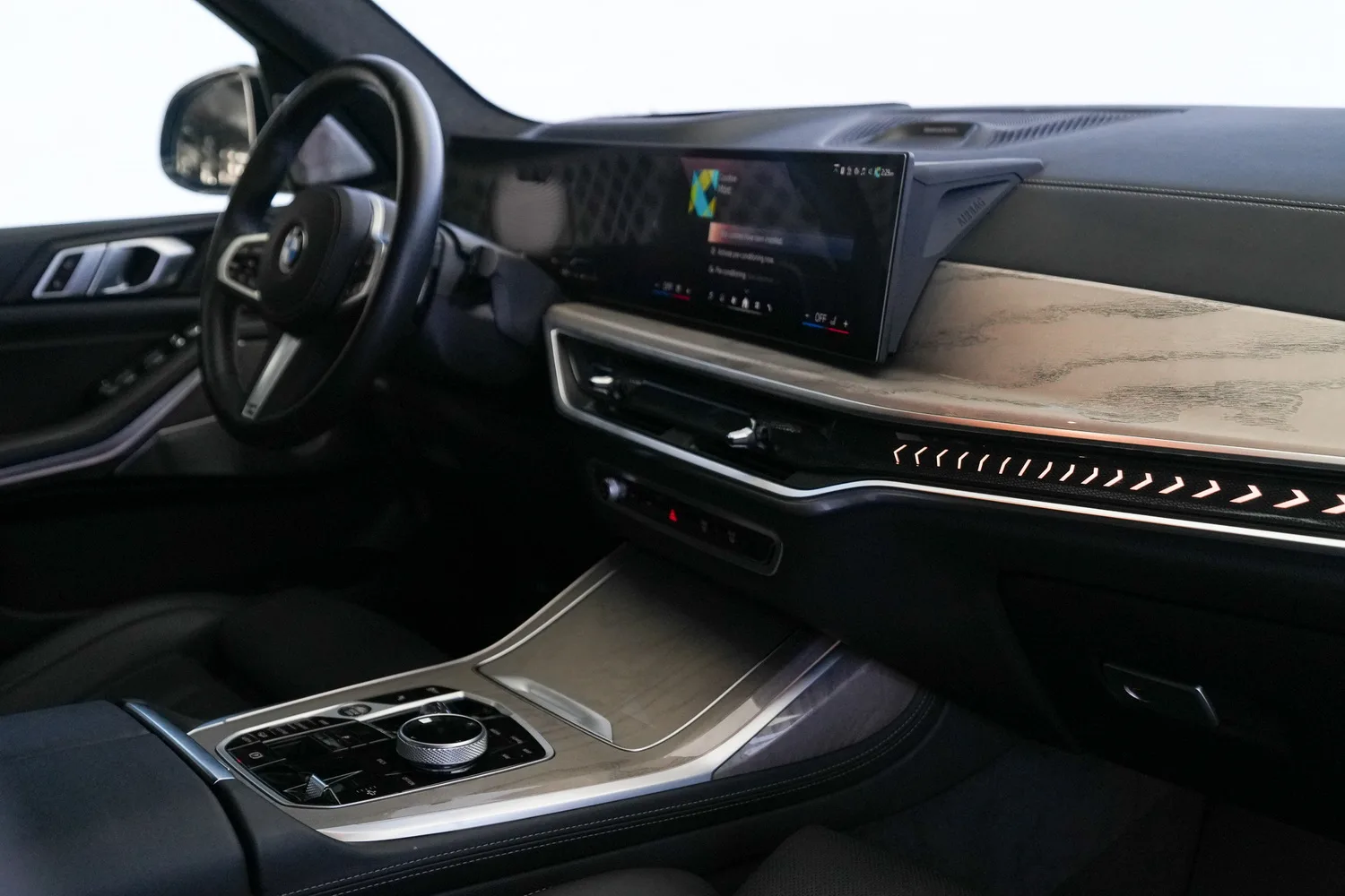 2025 BMW X7 xDrive40i, 14/19