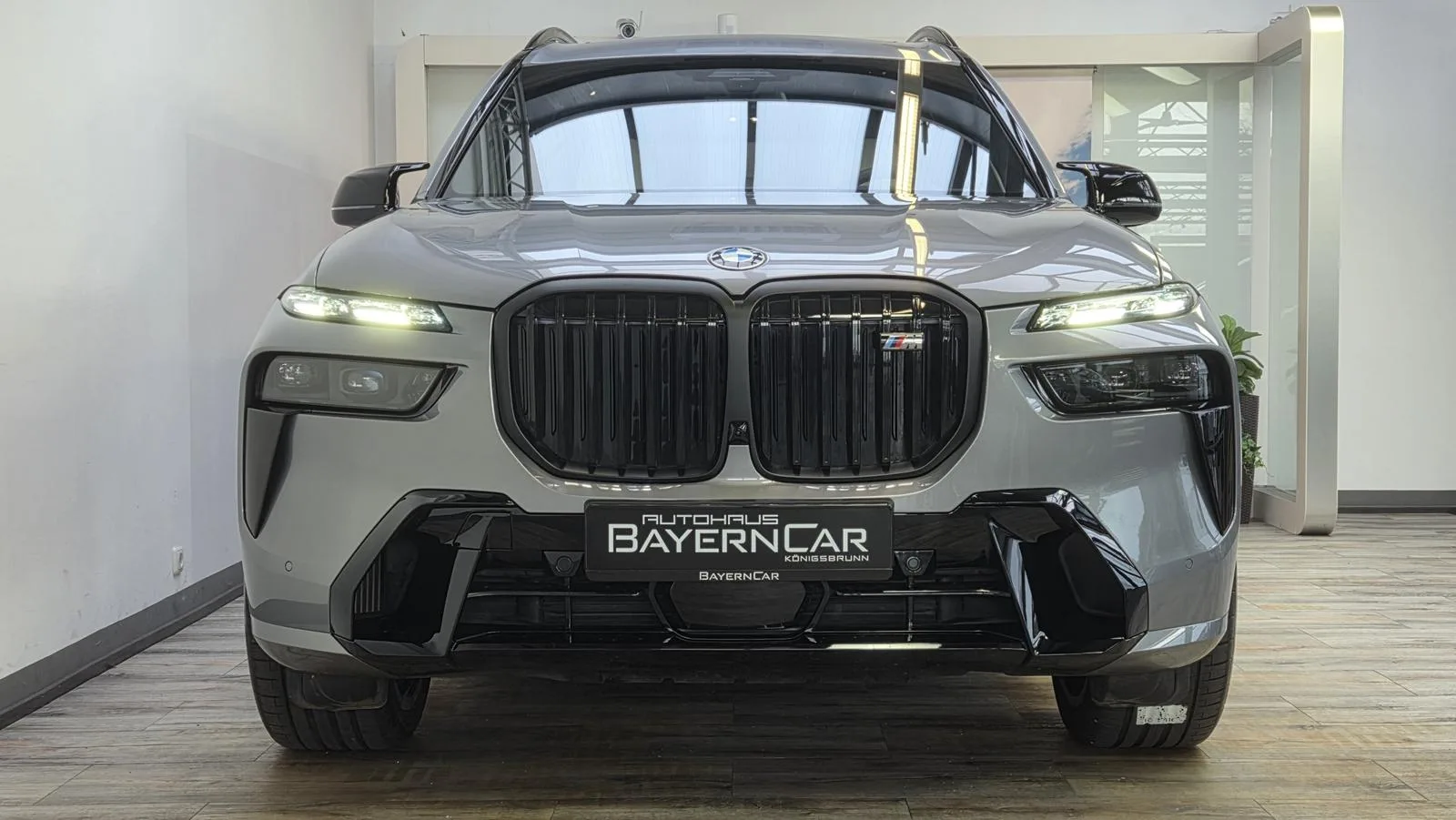2025 BMW X7 M60i, 2/30