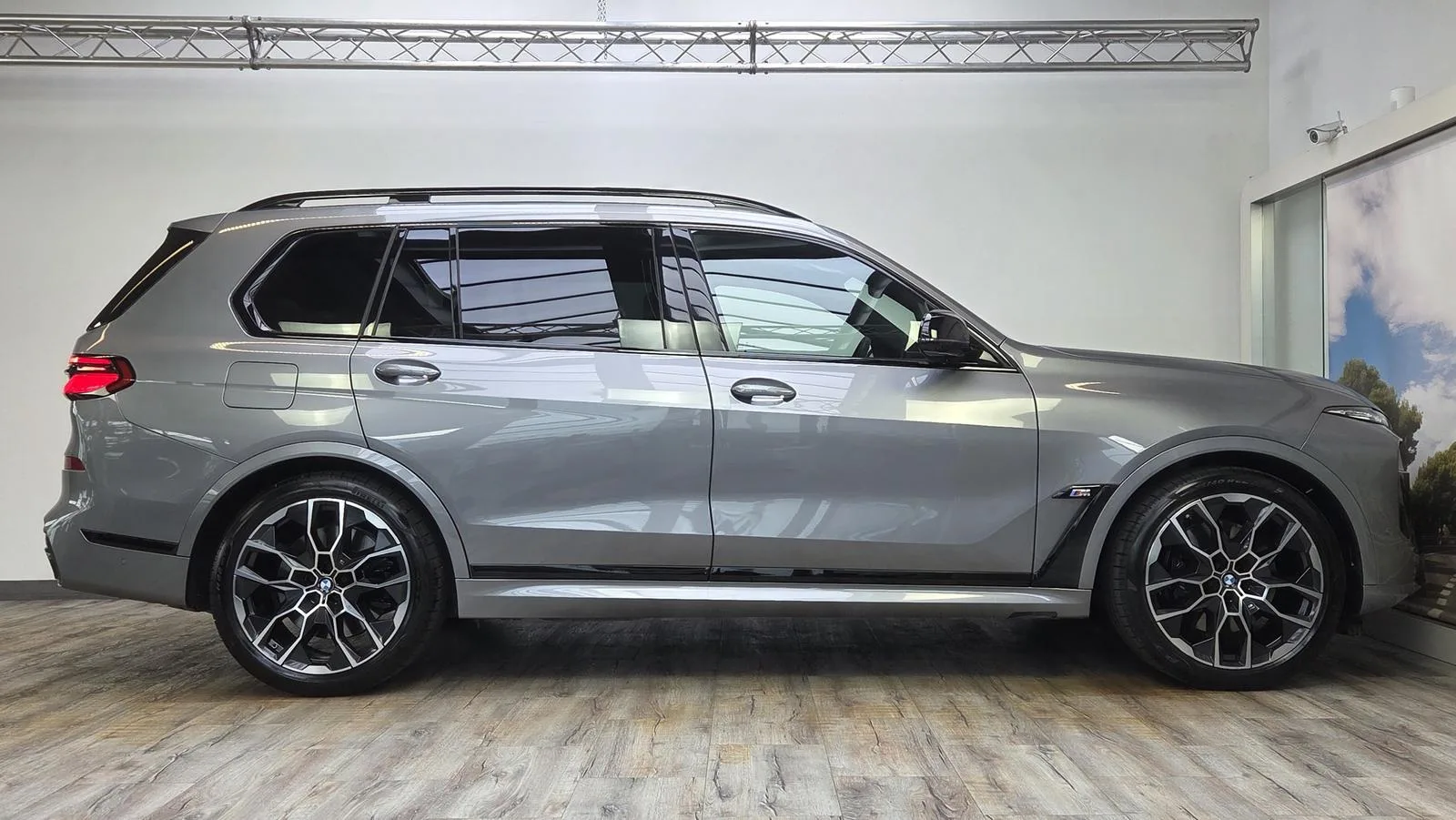 2025 BMW X7 M60i, 4/30