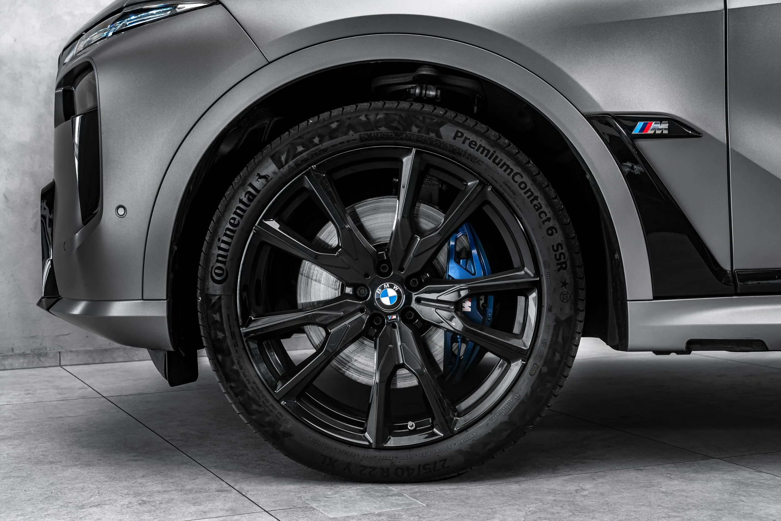 2025 BMW X7 M60i Individual, 2/30