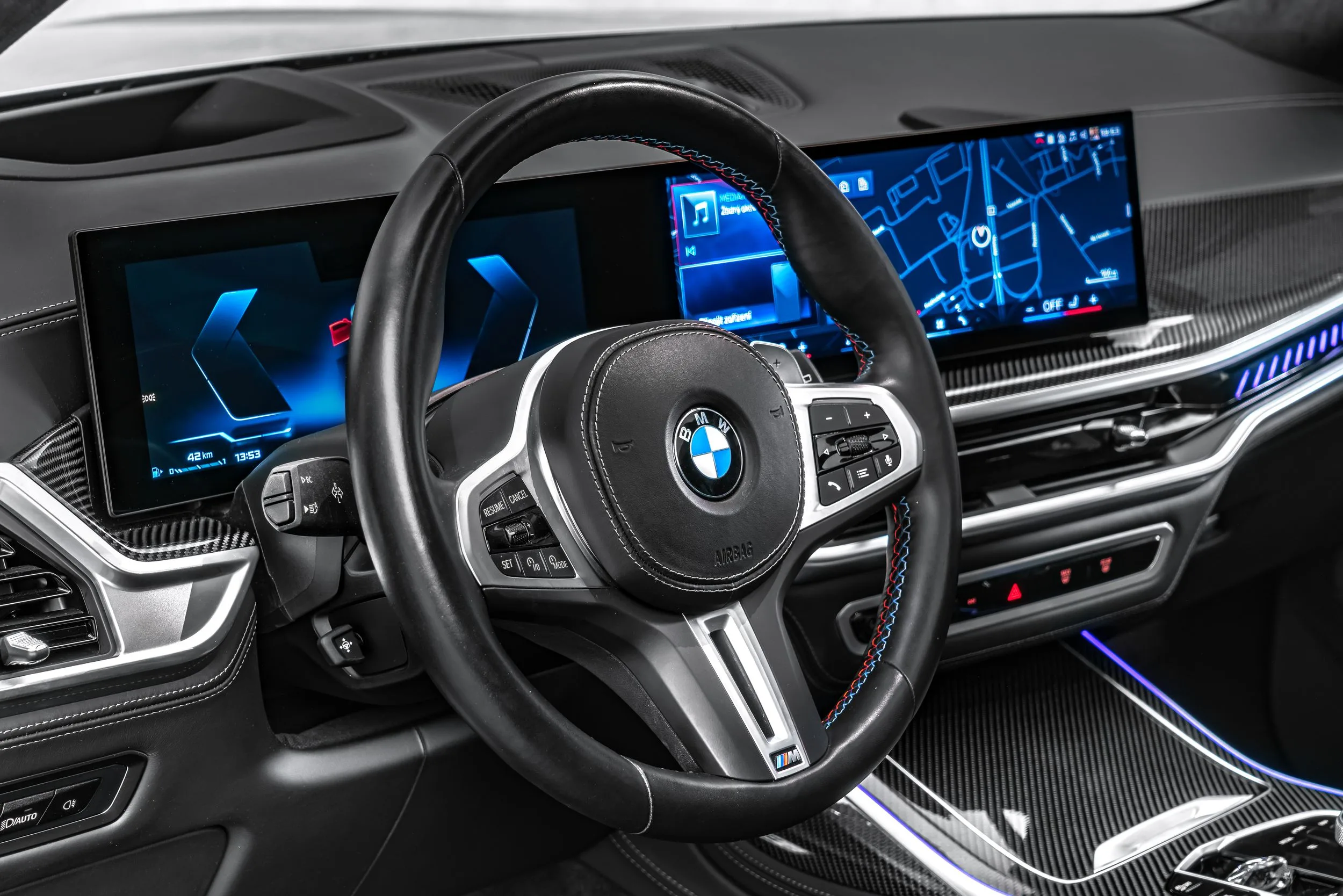 2025 BMW X7 M60i Individual, 19/30