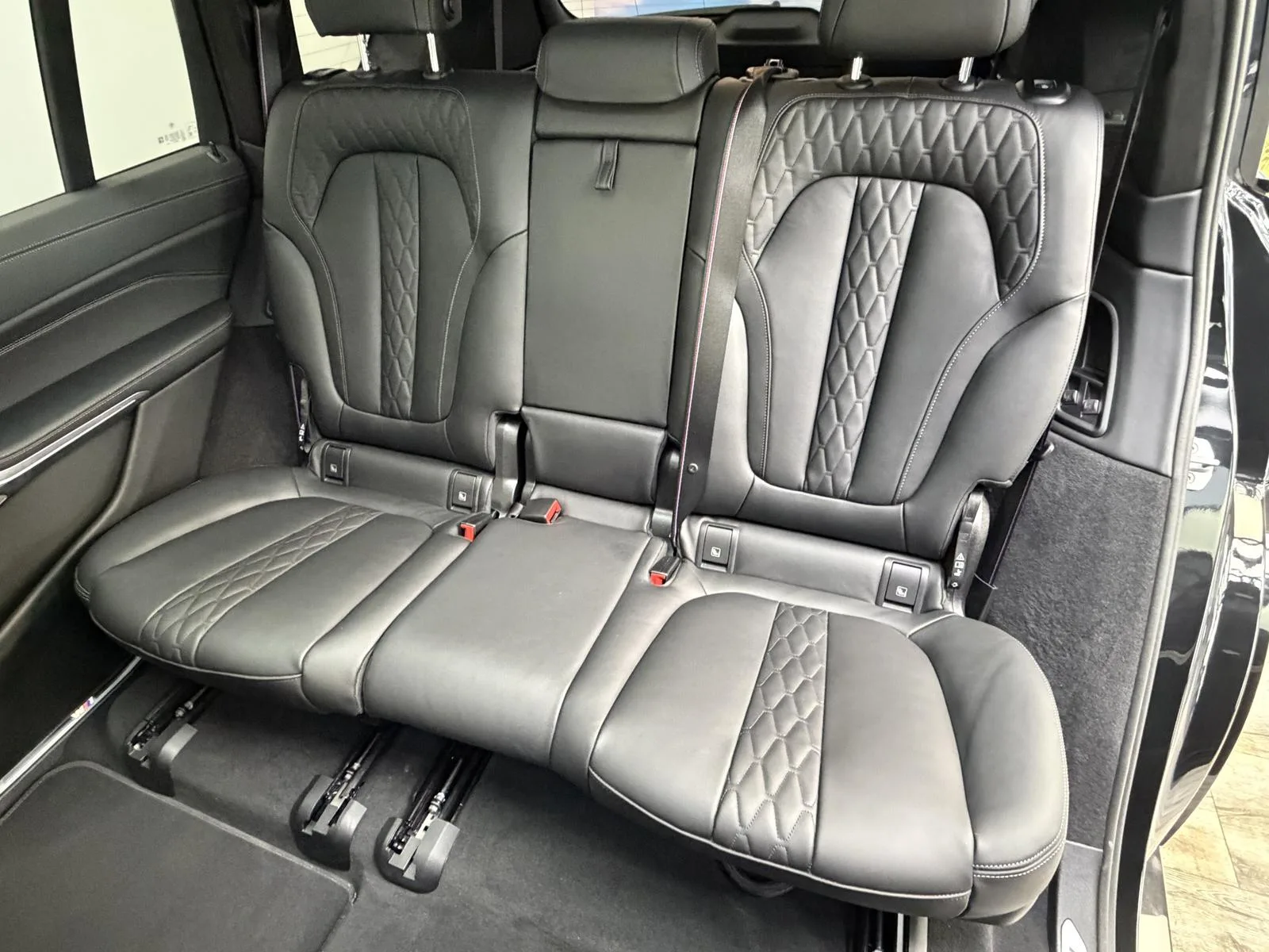 2025 BMW X7 xDrive40i M Sport Pro, 17/30